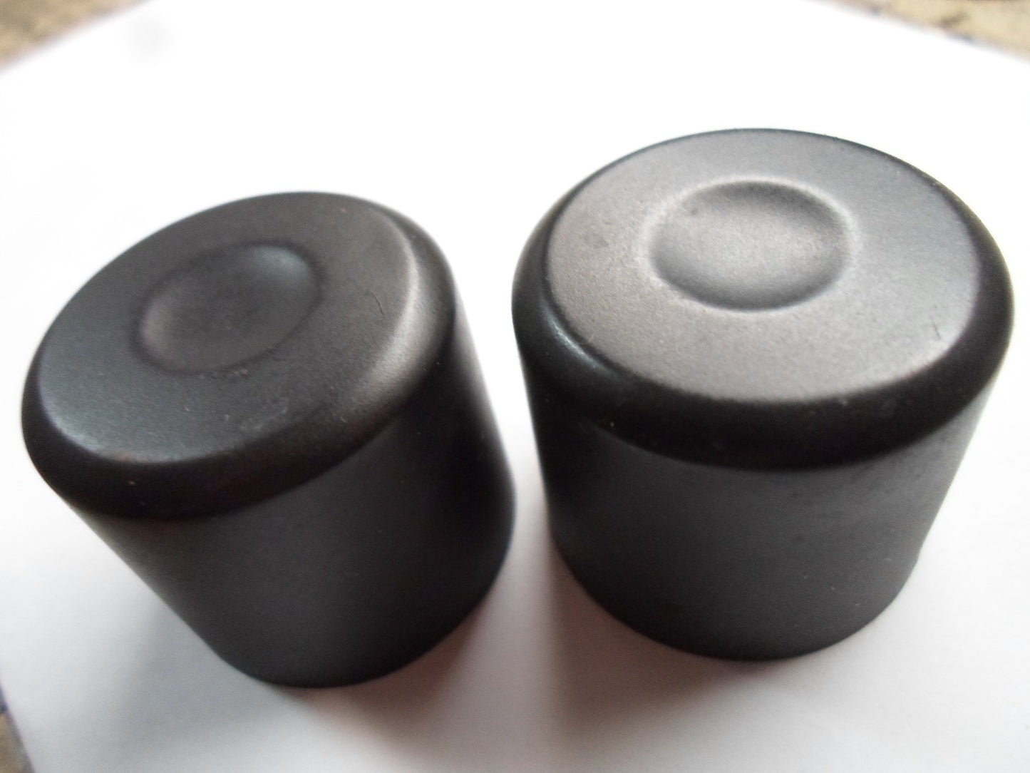 2003 - 2007 CADILLAC CTS SRX  RADIO STEREO TUNER SELECTOR KNOB SET 12229132 OEM