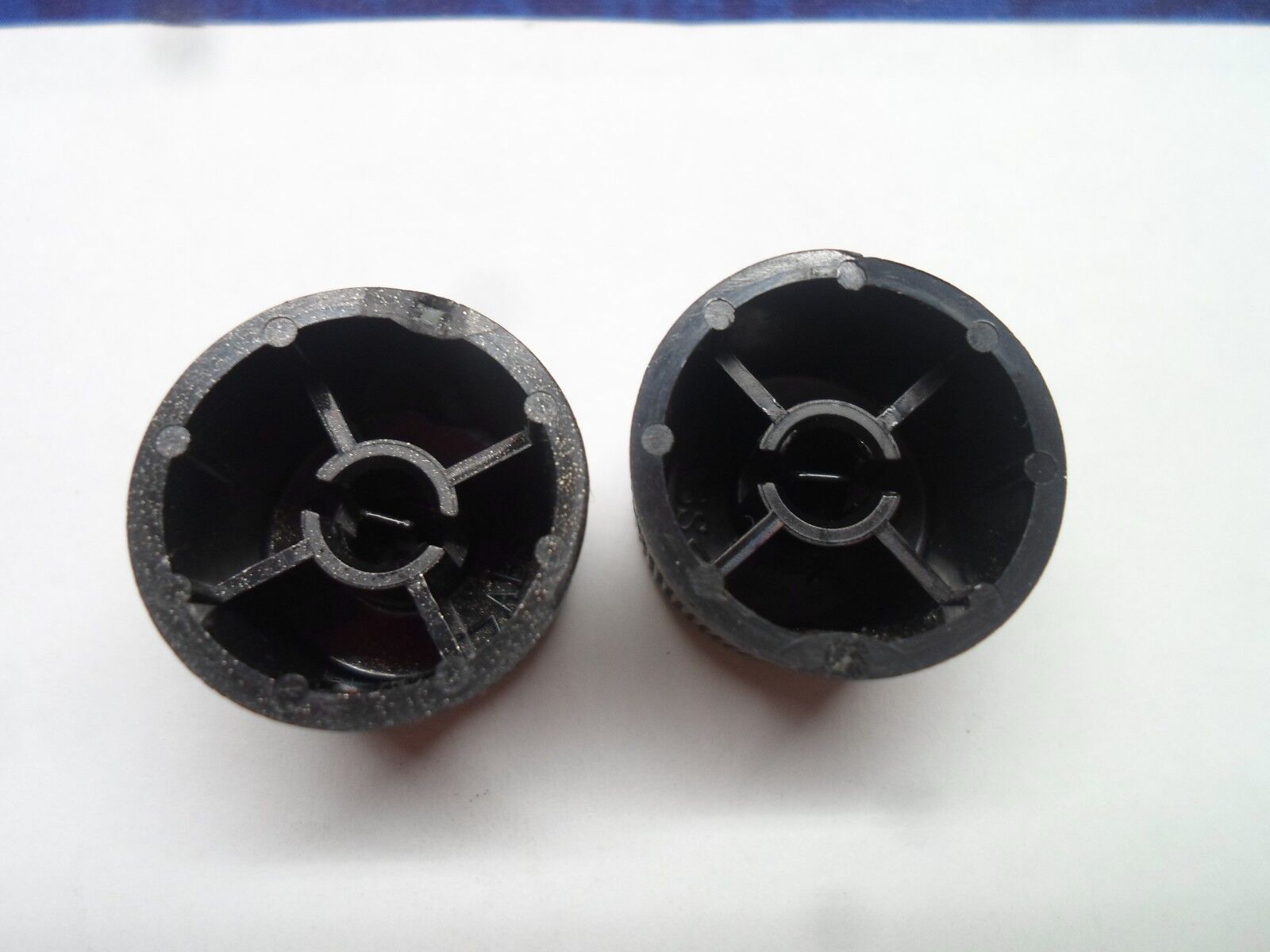 01 02 03 04 05 HONDA CIVIC RADIO STEREO TUNER CONTROL KNOB SET OEM FREE SHIPPING - RarePartsFinder.Com