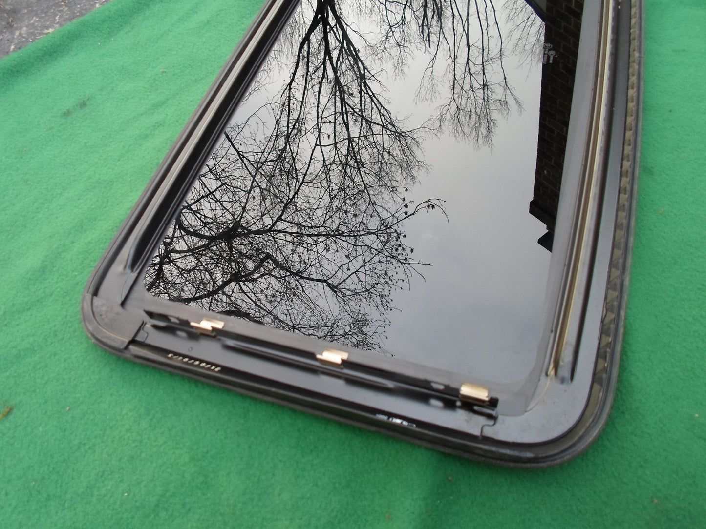 2004 VOLVO XC90 OEM YEAR SPECIFIC SUNROOF GLASS  NO ACCIDENT FREE SHIPPING!