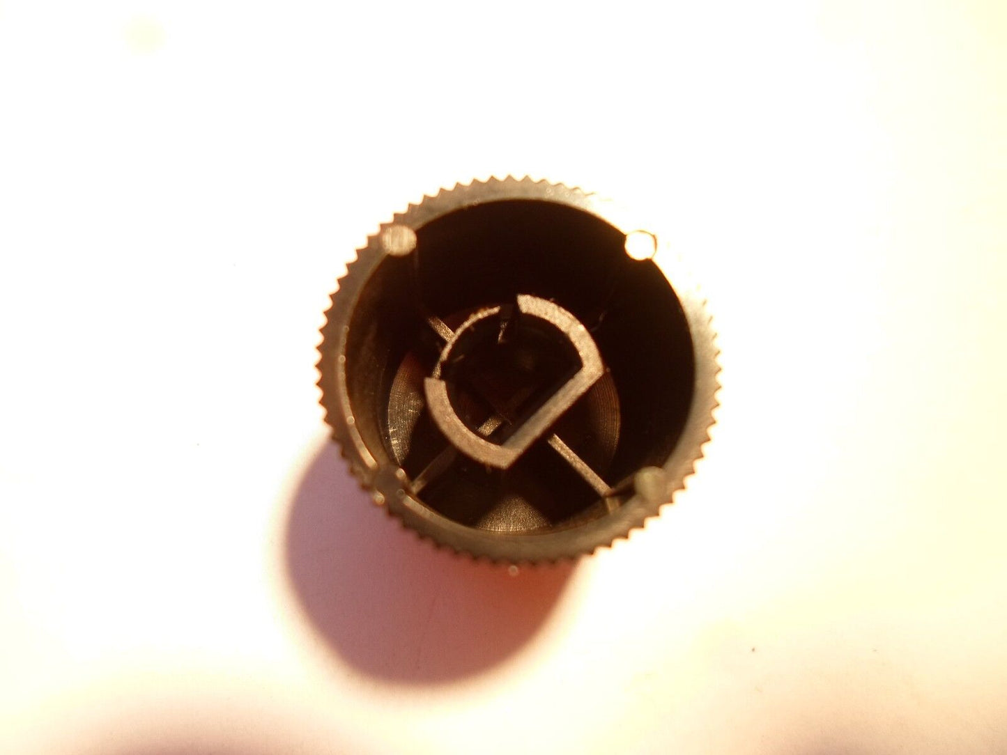 2005 MITSUBISHI GALANT  RADIO STEREO CONTROL KNOB OEM FREE SHIPPING! - RarePartsFinder.Com