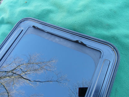 2001 LINCOLN LS OEM YEAR SPECIFIC SUNROOF GLASS NO ACCIDENT