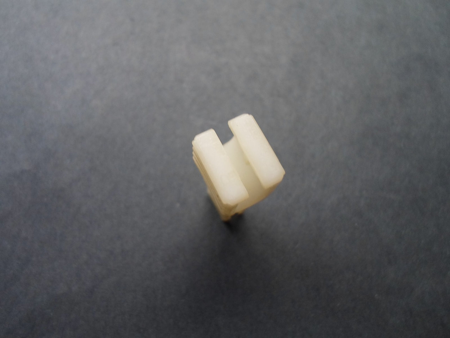 TOYOTA AVALON CAMRY COROLLA SOLARA  FUSE RELAY PULLER TOOL OEM  T2