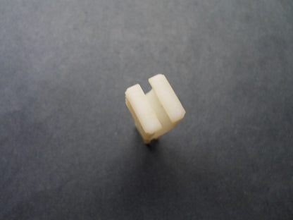 TOYOTA AVALON CAMRY COROLLA SOLARA  FUSE RELAY PULLER TOOL OEM  T2