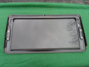 1996 MERCEDES BENZ  C280 YEAR SPECIFIC SUNROOF GLASS  OEM FREE SHIPPING