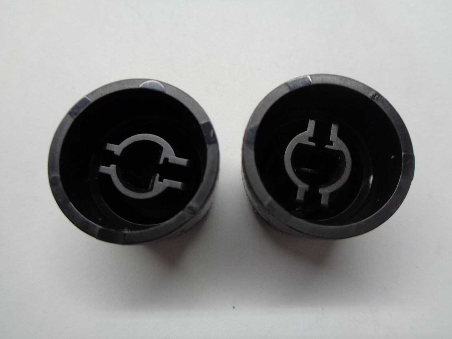 2012 MITSUBISHI LANCER RADIO STEREO TUNER KNOB SET OEM FREE SHIPPING!