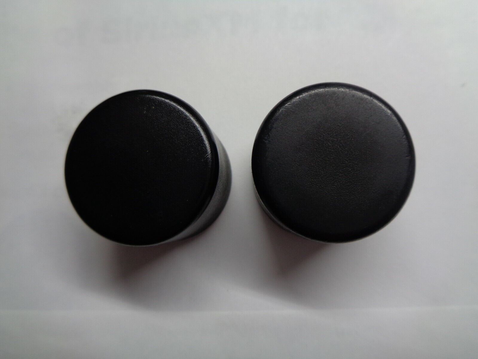 2005 2006 KIA SPECTRA RADIO STEREO TUNER  CONTROL KNOB SET OEM FREE SHIPPING! - RarePartsFinder.Com