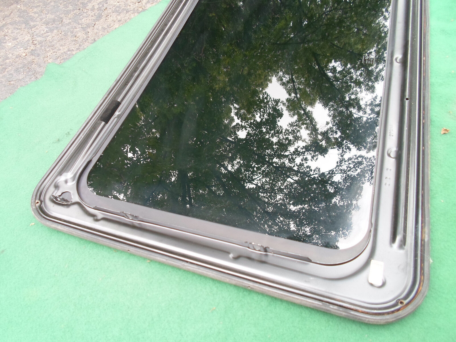 2003 PONTIAC AZTEK OEM YEAR SPECIFIC FACTORY SUNROOF GLASS  FREE SHIPPING! - RarePartsFinder.Com