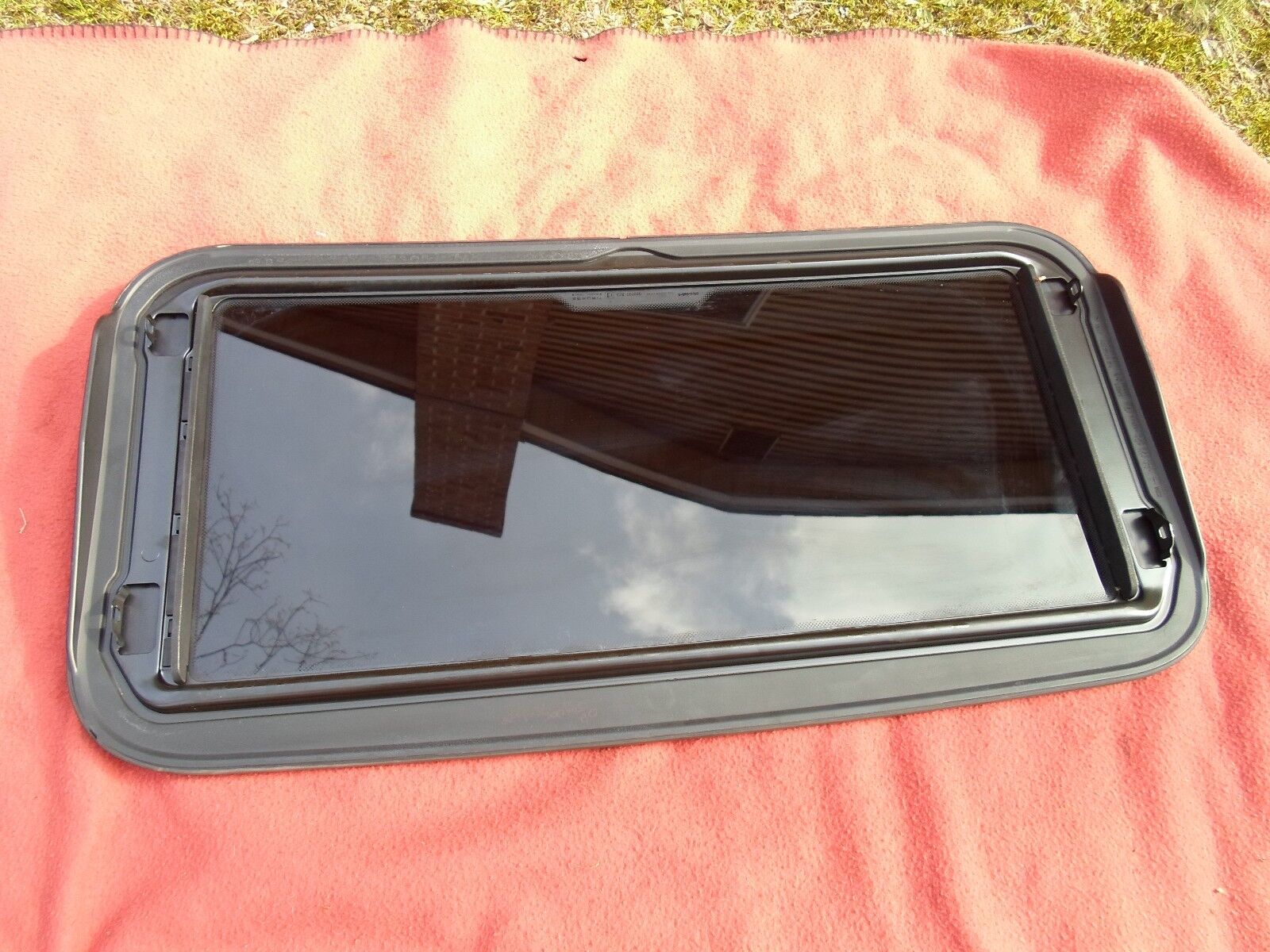 2005 JAGUAR YEAR SPECIFIC X-TYPE SUNROOF GLASS NO ACCIDENT OEM FREE SHIPPING!