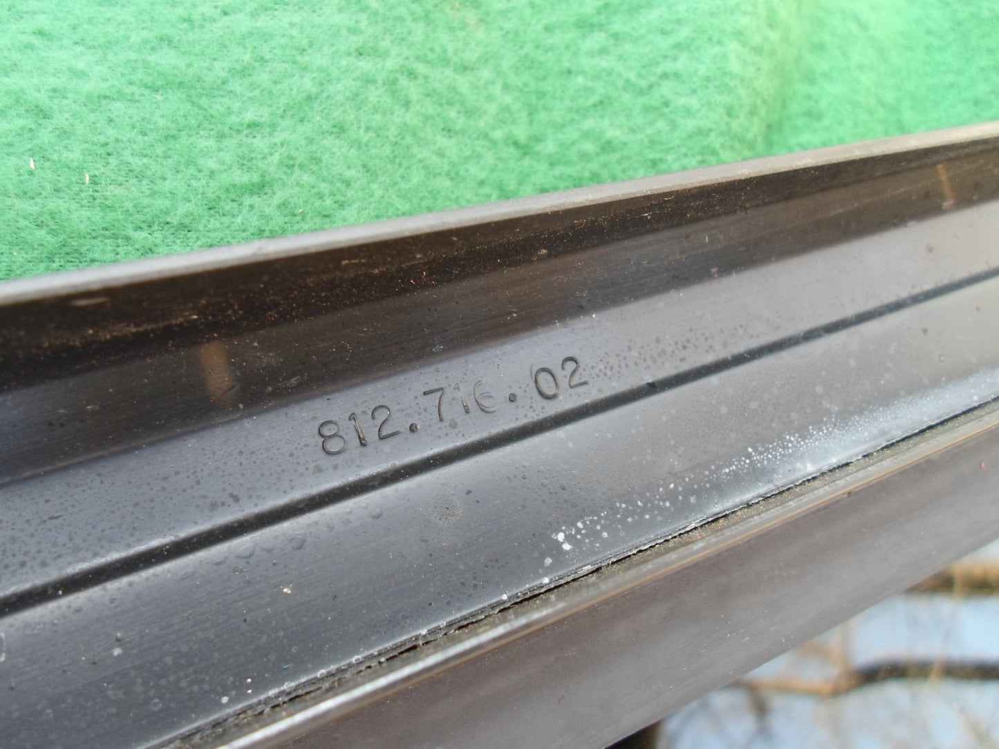 2002 CADILLAC SEVILLE YEAR SPECIFIC OEM FACTORY SUNROOF GLASS