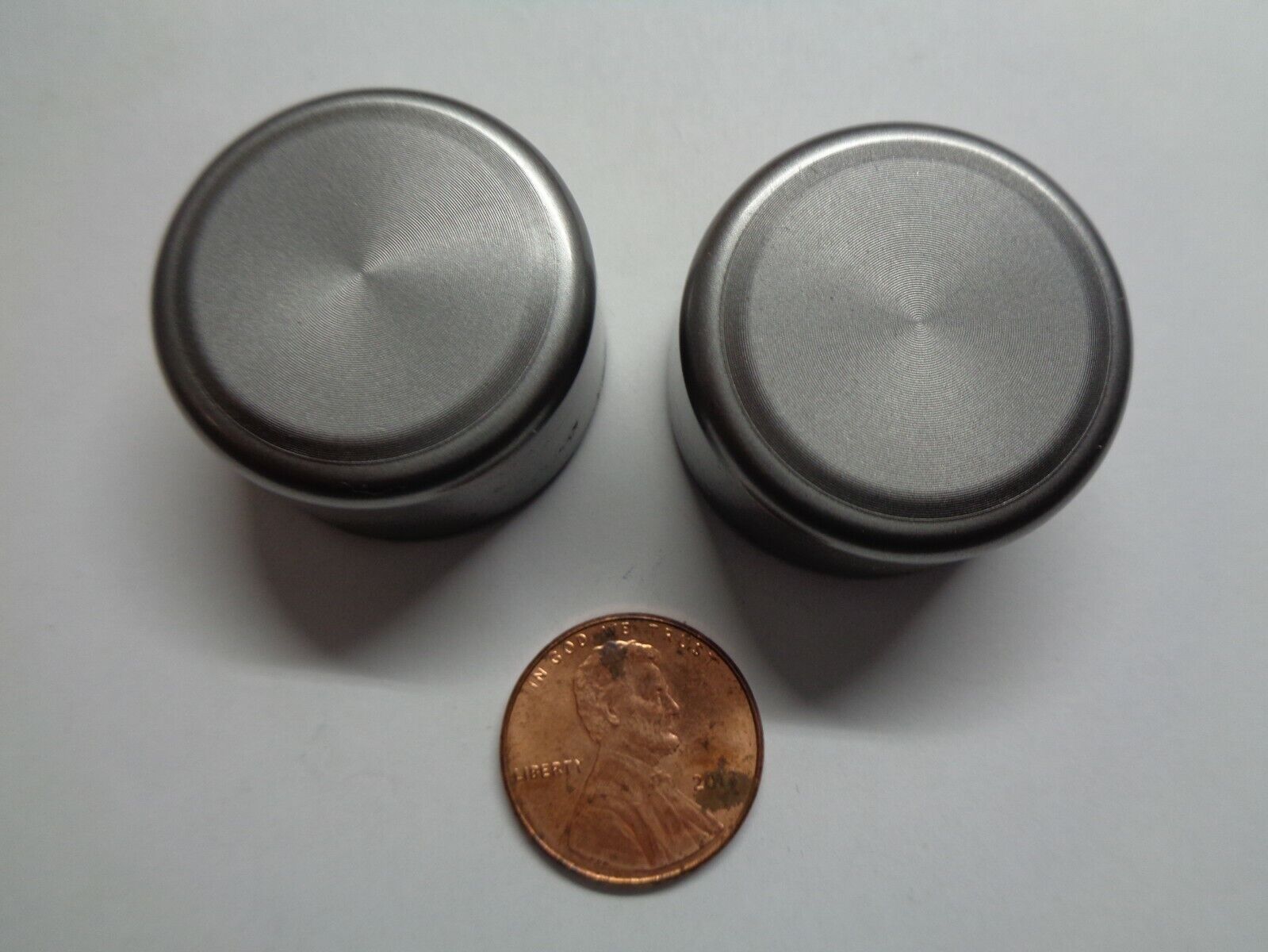 05 06 07 08 09 MAZDA 5 RADIO STEREO TUNER CONTROL KNOB SET OEM FREE SHIPPING - RarePartsFinder.Com
