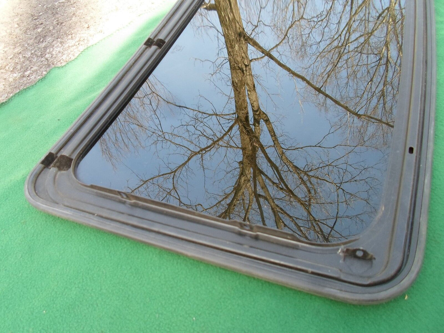 2002 CHEVY CHEVROLET CAVALIER OEM YEAR SPECIFIC SUNROOF GLASS PANEL  FREE SHIP!