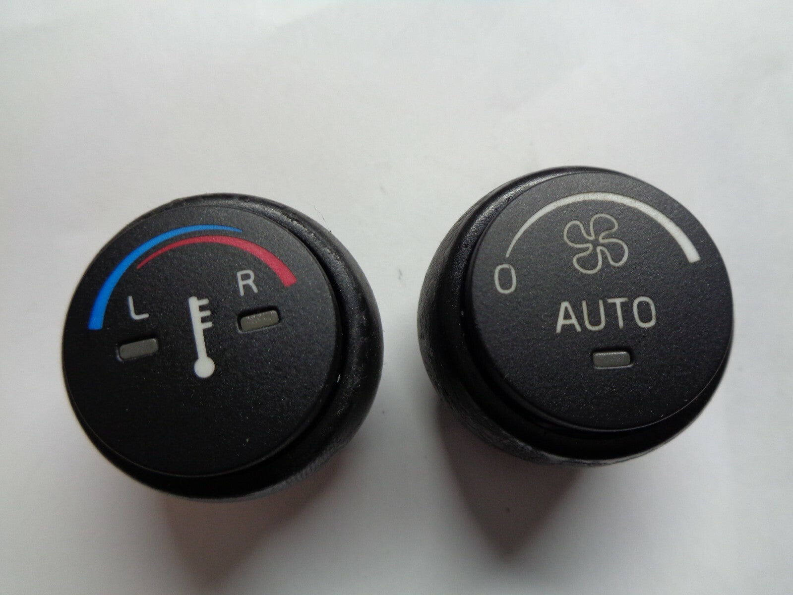 08 09 10 VOLVO S40 C70 V50 OEM AC HEATER HVAC CLIMATE CONTROL KNOB SET FREE SHIP