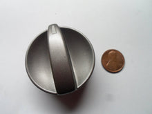 2003 THRU  2008 MAZDA 6 SILVER CLIMATE CONTROL KNOB GJ6AG1195 OEM - RarePartsFinder.Com
