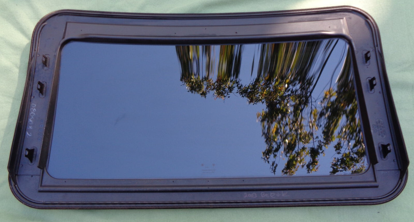 2009 VOLKSWAGON BEETLE YEAR SPECIFIC SUNROOF GLASS OEM FREE SHIPPING!