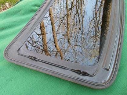 2008 CHRYSLER PT CRUISER YEAR SPECIFIC FACTORY OEM SUNROOF GLASS FREE SHIPPING! - RarePartsFinder.Com