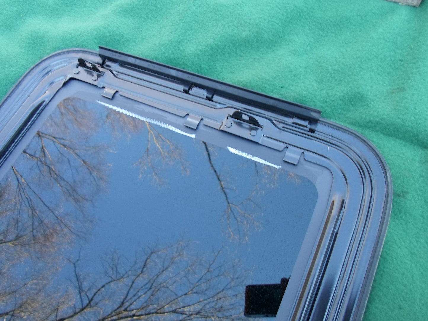 2006 FORD FUSION OEM FACTORY YEAR SPECIFIC SUNROOF GLASS PANEL