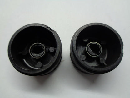2005 2006 2007 SATURN  RELAY  RADIO STEREO TUNER KNOB SET OEM FREE SHIPPING! - RarePartsFinder.Com