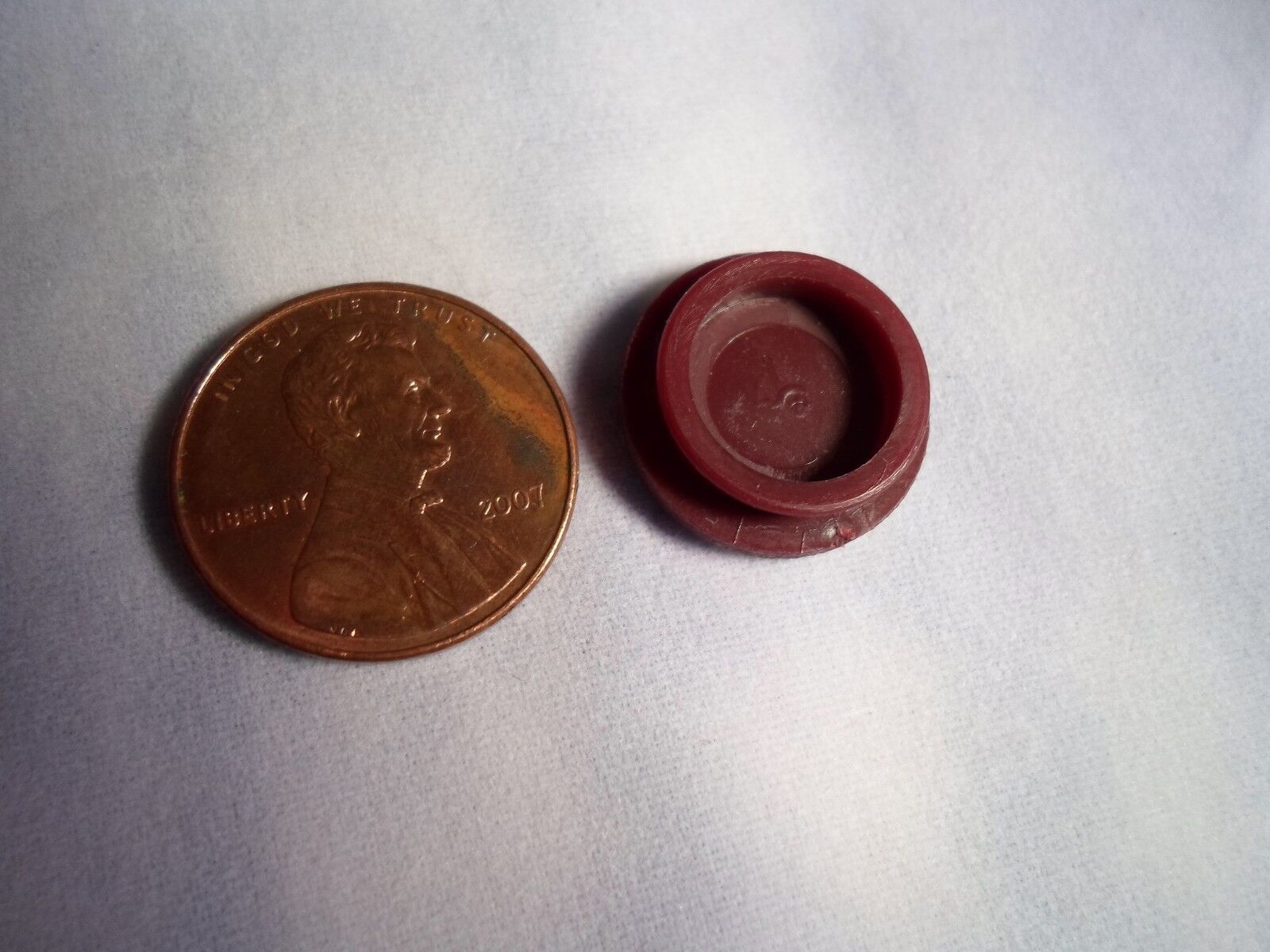 Suburban Tahoe Yukon Red Pull/Grab/Assist Handle Screw Bolt Cover Plug Cap OEM - RarePartsFinder.Com