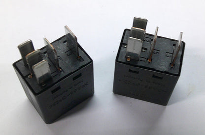 VOLVO OEM RELAY 9441161  HELLA 4RD007814-00 TESTED 1 YEAR WARRANTY V1