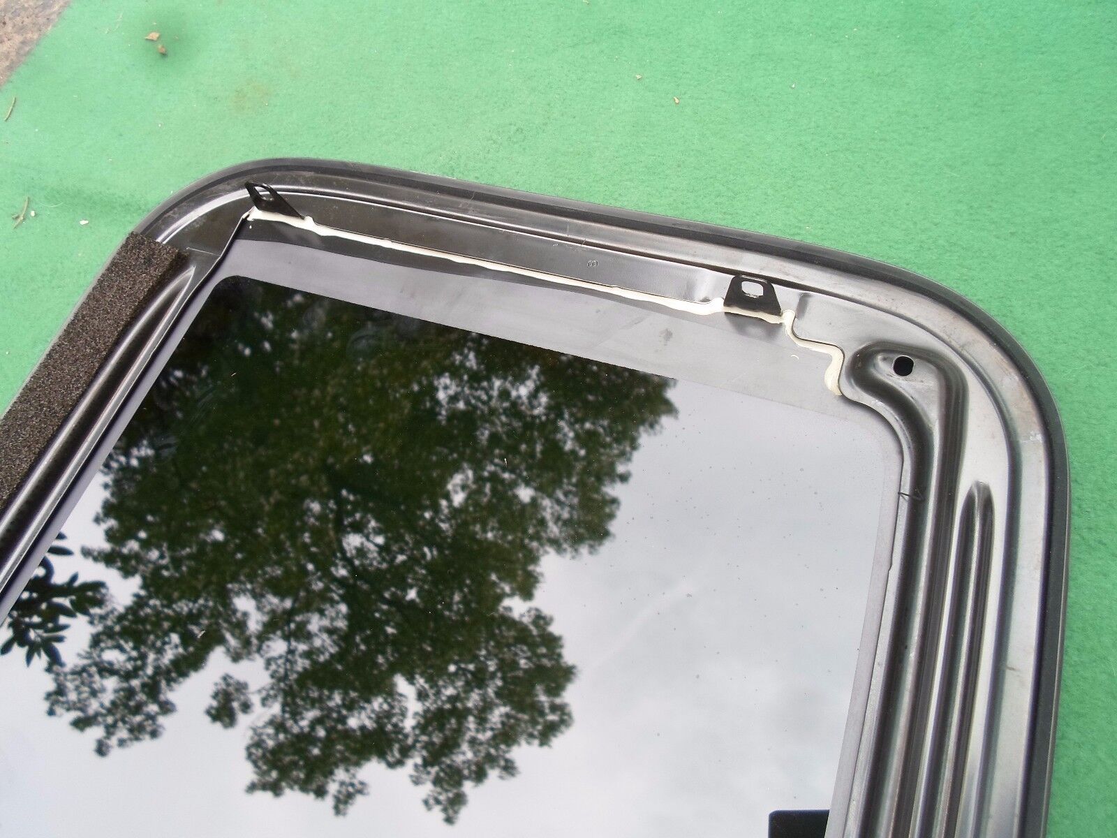 2013 SUBARU LEGACY YEAR SPECIFIC SEDAN SUNROOF GLASS OEM FREE SHIPPING! - RarePartsFinder.Com
