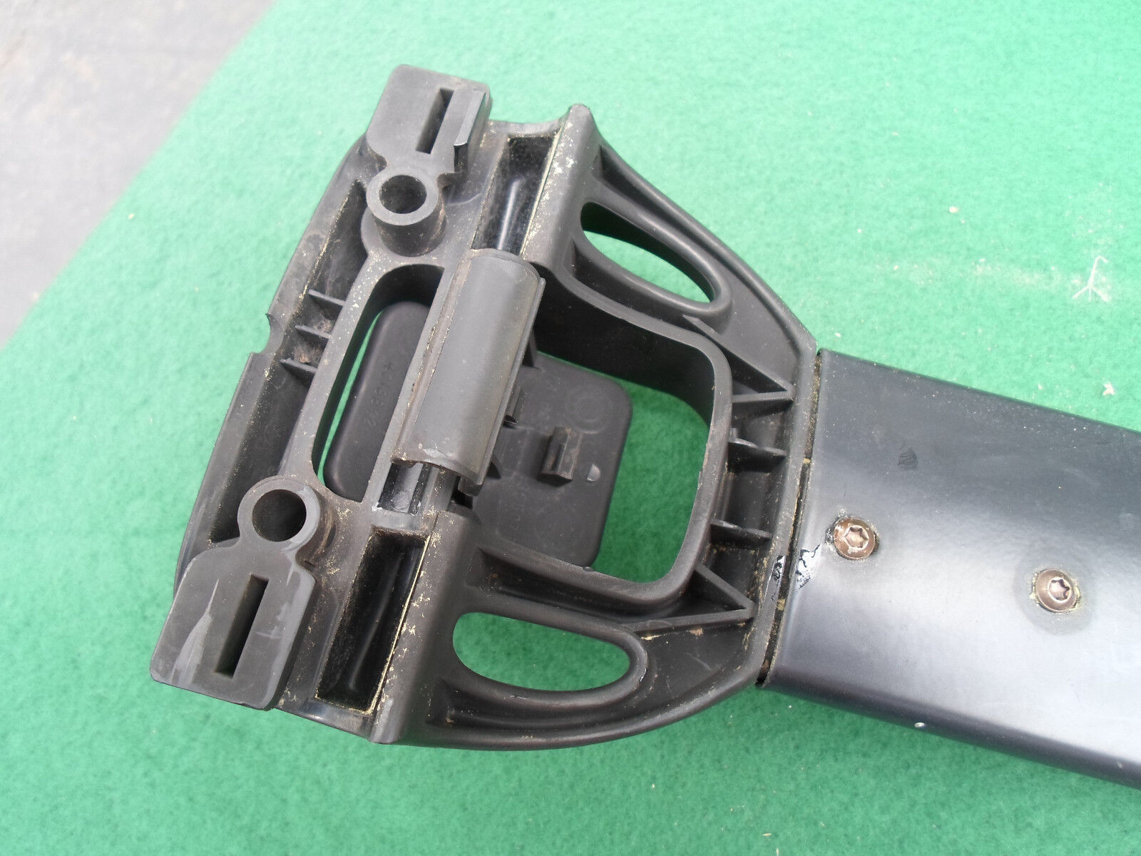 2001 - 2005 DODGE CARAVAN  ROOF RACK CROSS BAR  OEM FREE SHIPPING! - RarePartsFinder.Com