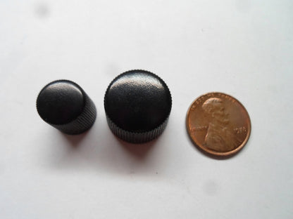 03 04 MITSUBISHI OUTLANDER  RADIO STEREO CONTROL KNOB SET OEM FREE SHIPPING!