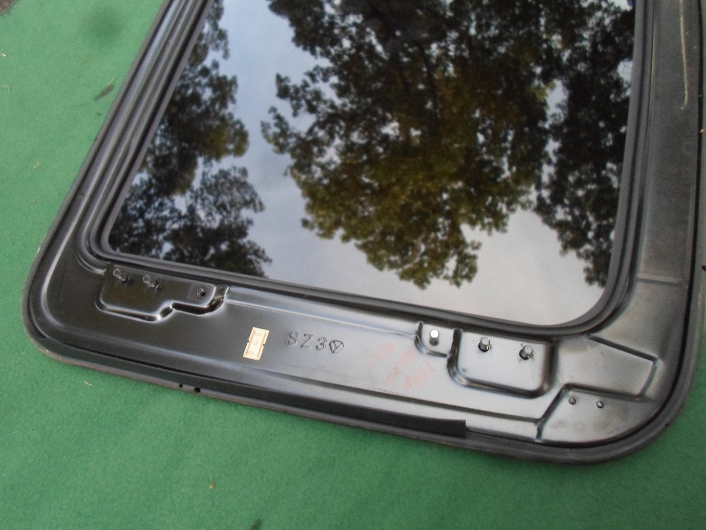 1997 ACURA RL YEAR SPECIFIC SUNROOF GLASS OEM  NO ACCIDENT FREE SHIPPING!