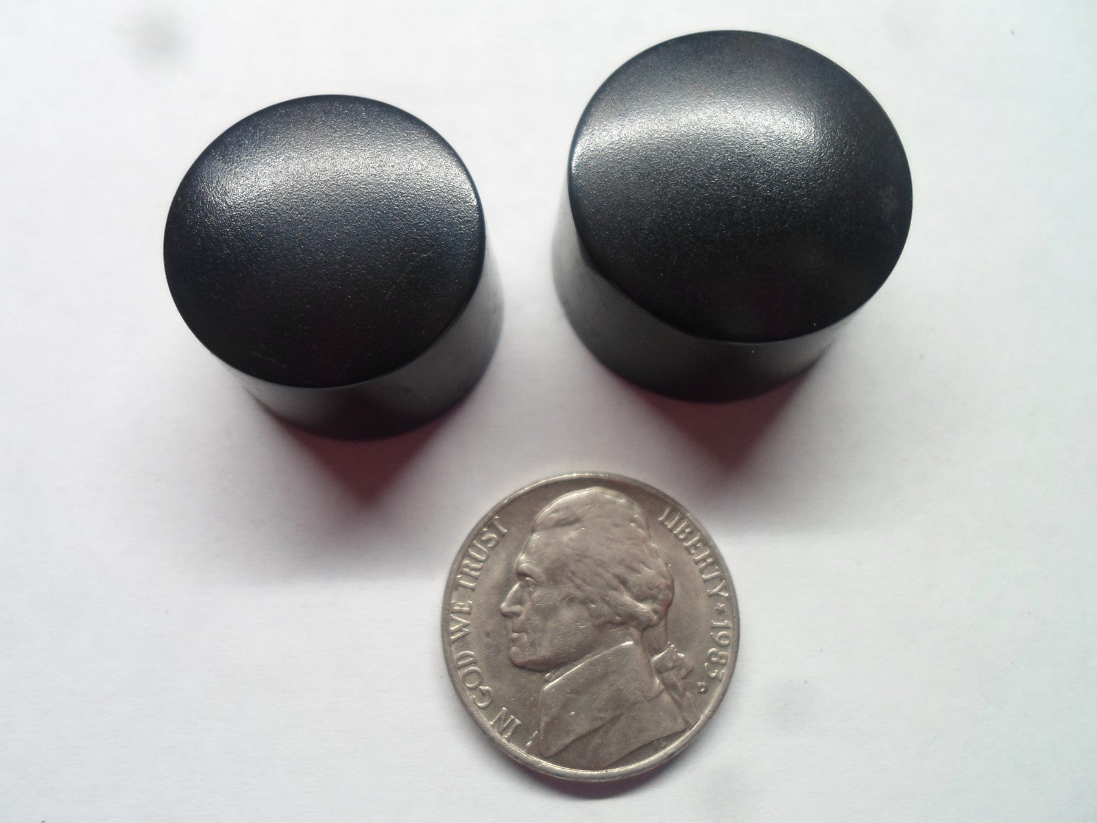 03 04 05 06  TOYOTA COROLLA RADIO STEREO TUNER  KNOB SET GENUINE OEM
