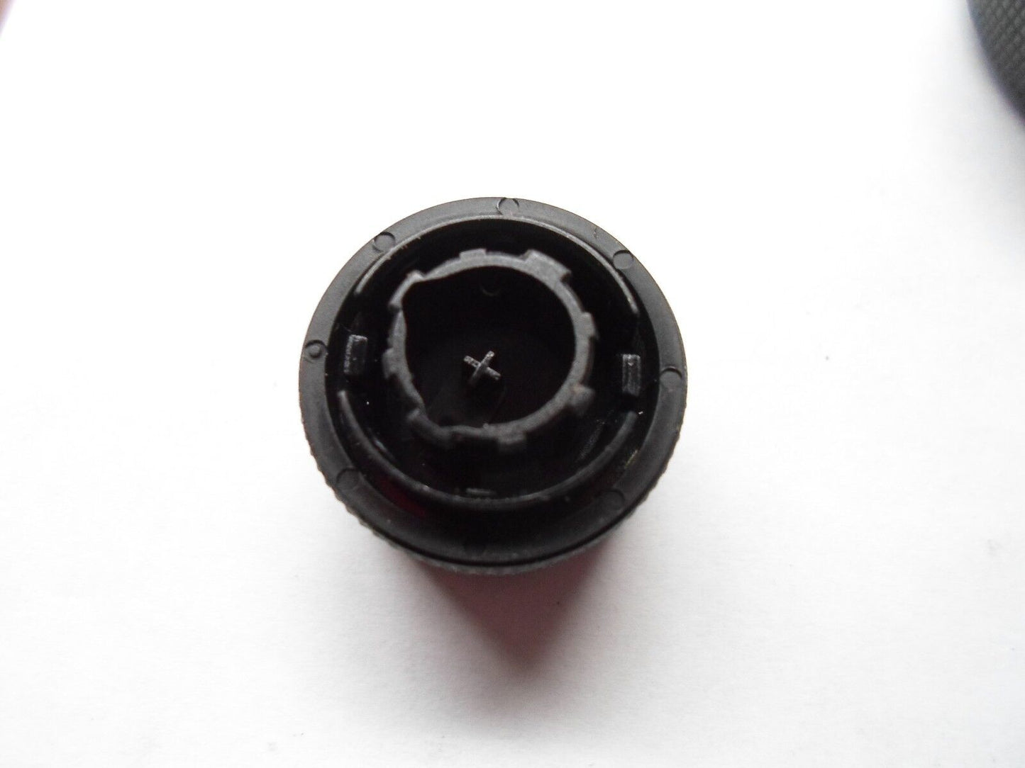 2007 2008  2009 CHEVY COBALT  RADIO STEREO CONTROL KNOB SET OEM FREE SHIPPING! - RarePartsFinder.Com