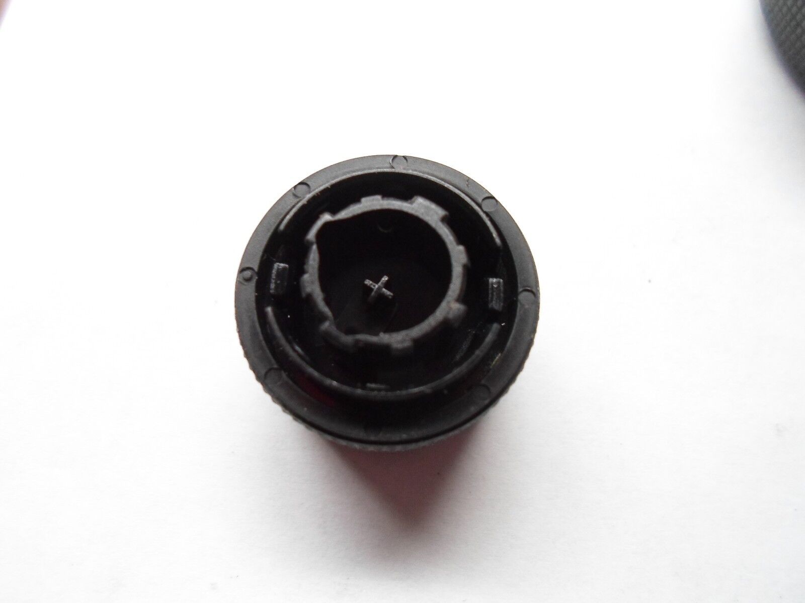 2007 2008  2009 CHEVY COBALT  RADIO STEREO CONTROL KNOB SET OEM FREE SHIPPING! - RarePartsFinder.Com