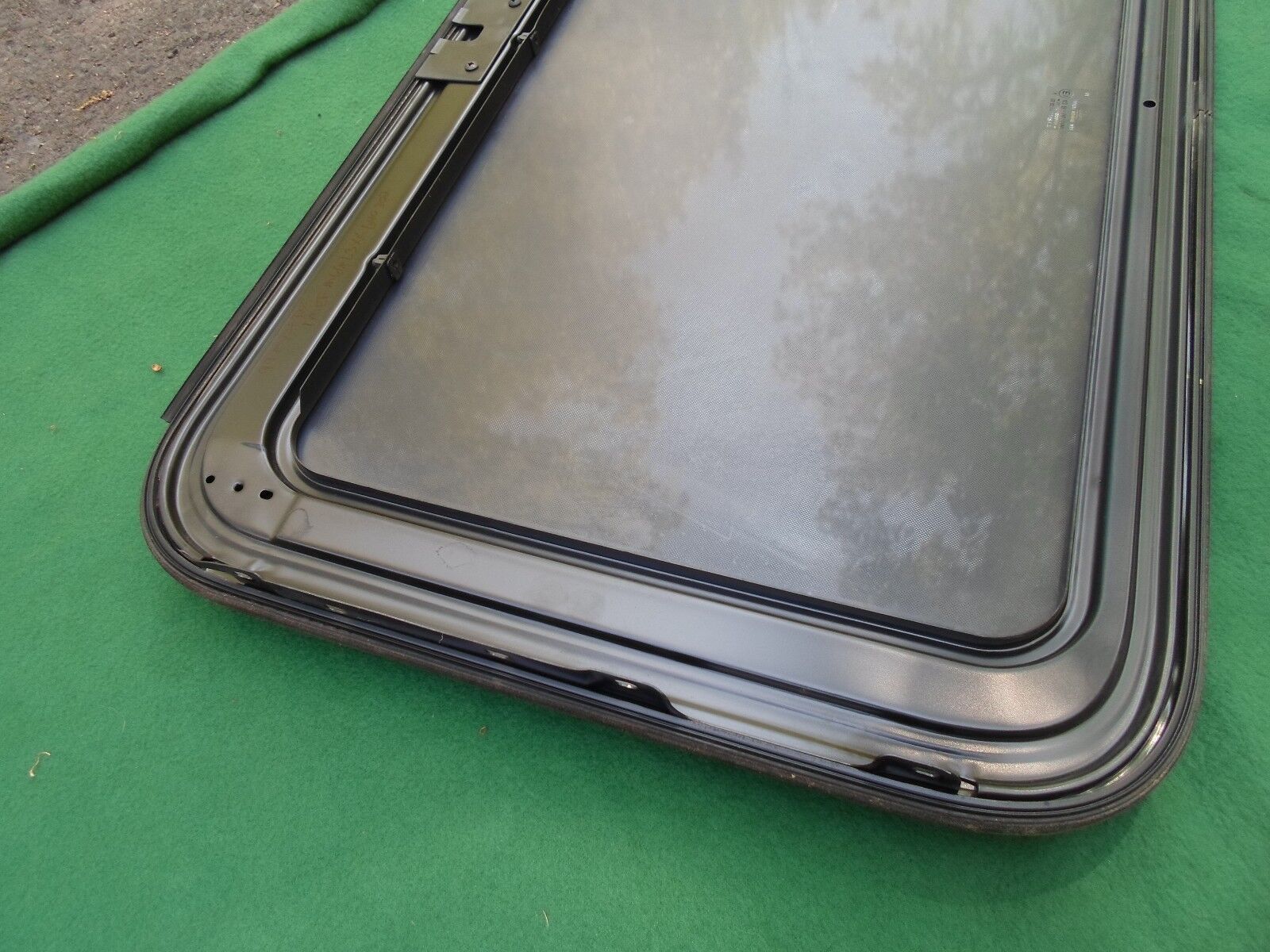 95 96 97 98 99 00 MERCURY MYSTIQUE SUNROOF GLASS NO ACCIDENT! OEM FREE SHIPPING! - RarePartsFinder.Com