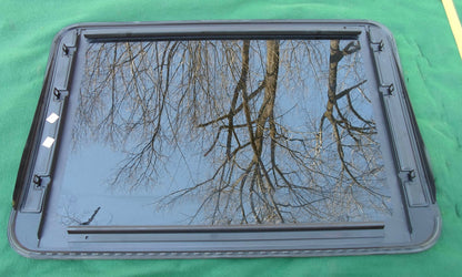 2009 PONTIAC G5 YEAR SPECIFIC OEM FACTORY SUNROOF GLASS PANEL