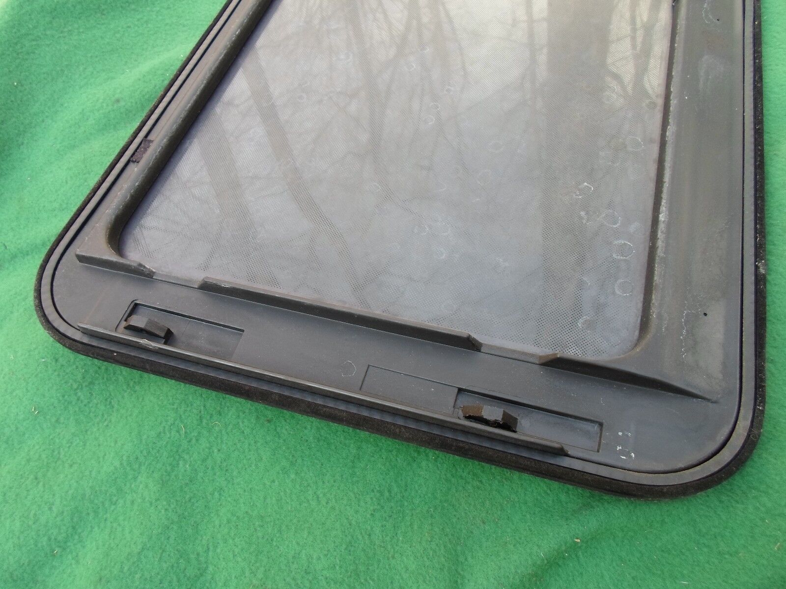 2001 INFINITI G20 YEAR SPECIFIC OEM FACTORY SUNROOF GLASS  FREE SHIPPING