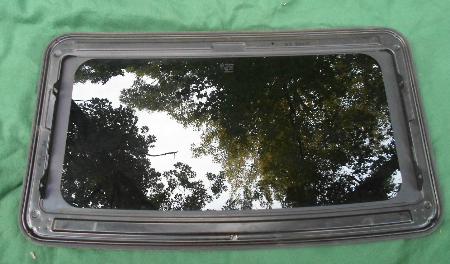 2004 - 2011 MERCURY GRAND MARQUIS SUNROOF GLASS OEM NO ACCIDENT