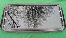 2005 VOLVO XC90 OEM YEAR SPECIFIC SUNROOF GLASS  NO ACCIDENT FREE SHIPPING!