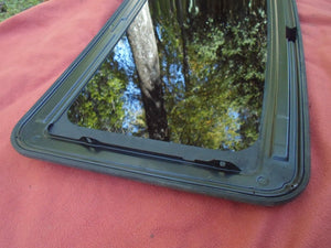 1998 LINCOLN TOWN CAR YEAR SPECIFIC SUNROOF GLASS OEM NO ACCIDENT FREE SHIPPING