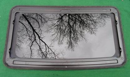 2000 OLDSMOBILE BRAVADA YEAR SPECIFIC SUNROOF GLASS PANEL  OEM FREE SHIPPING!