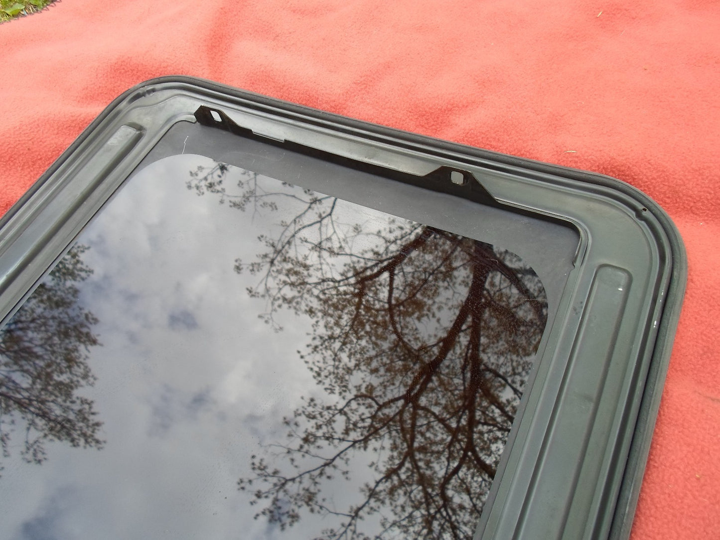 2000 LINCOLN LS OEM YEAR SPECIFIC SUNROOF GLASS NO ACCIDENT  FREE SHIPPING!