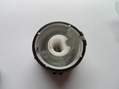 04 05 06 07 08 CHEVY MALIBU CLIMATE CONTROL HVAC KNOB SET OEM  15207612