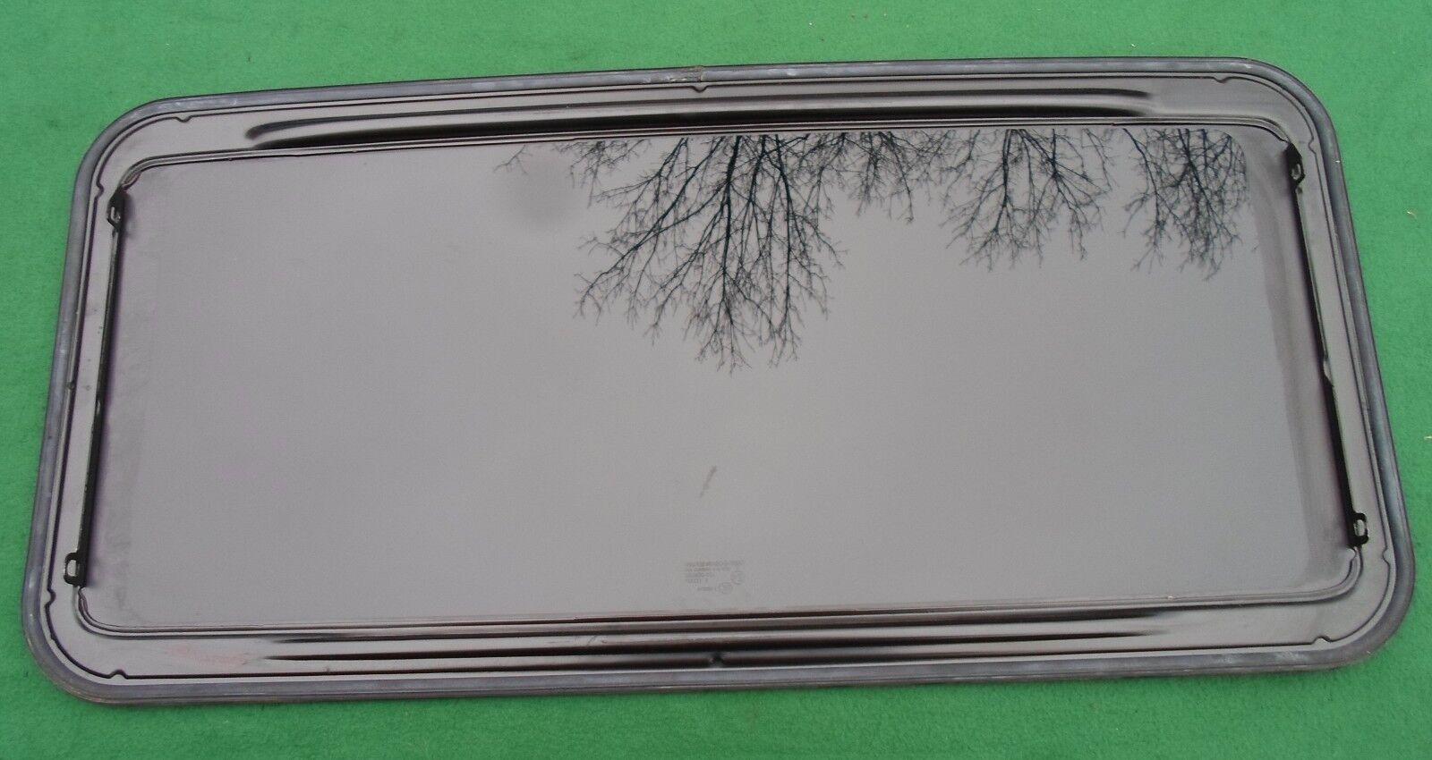 2009 - 2010 PONTIAC G3 OEM FACTORY SUNROOF GLASS NO ACCIDENT FREE SHIPPING! - RarePartsFinder.Com
