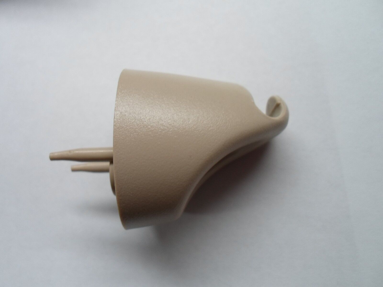 1996 - 2007 FORD TAURUS MERCURY SABLE SUN VISOR CLIP  OEM FREE SHIPPING! FC3