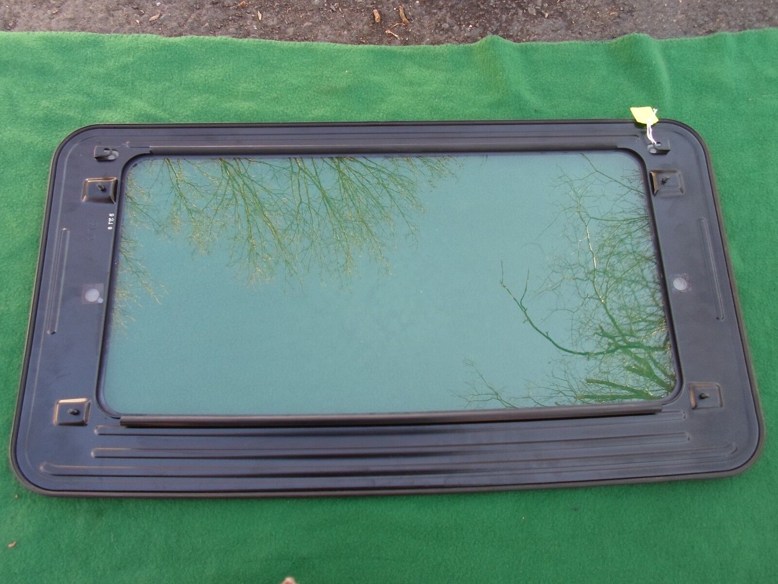2003 INFINITI I30 OEM YEAR SPECIFIC OEM FACTORY SUNROOF GLASS NO ACCIDENT!