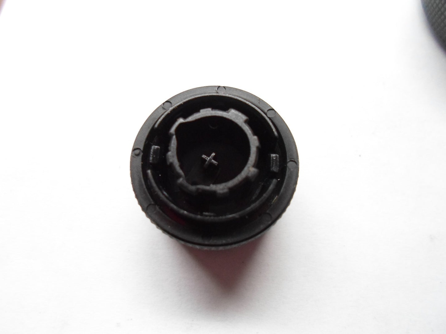 2007 2008  CHEVY COBALT  RADIO STEREO CONTROL KNOB SET OEM