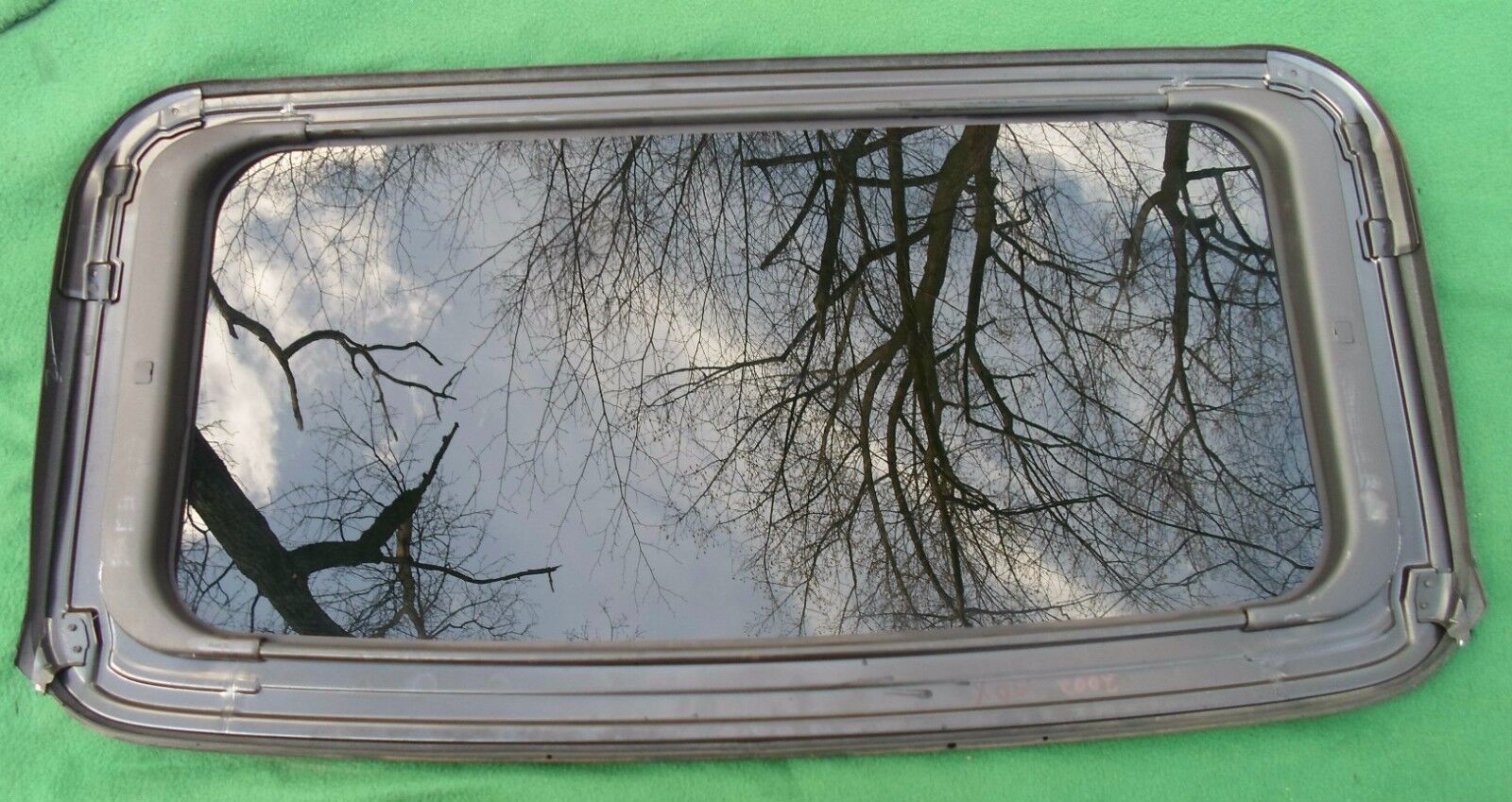 2004 ACURA MDX OEM YEAR SPECIFIC SUNROOF GLASS NO ACCIDENT  FREE SHIPPING! - RarePartsFinder.Com