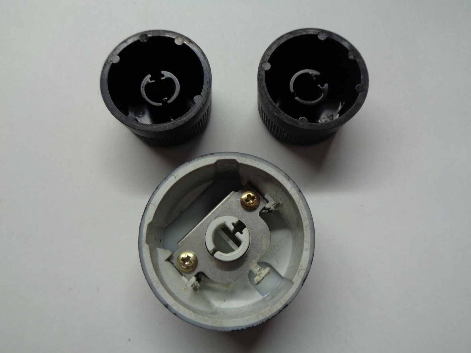 01 02 03 04 ACURA MDX  STEREO RADIO TUNER SELECTOR KNOB SET OEM 39100-S3V-A010 - RarePartsFinder.Com