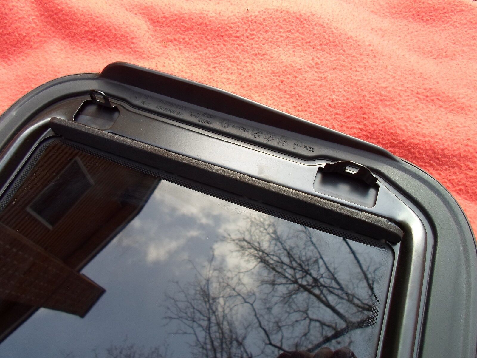 2005 JAGUAR YEAR SPECIFIC X-TYPE SUNROOF GLASS NO ACCIDENT OEM FREE SHIPPING!