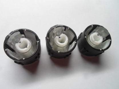 04 - 08 CHEVY MALIBU CLIMATE CONTROL HVAC KNOB SET OEM 15207612 22732643