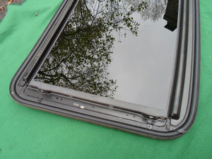 1997 LEXUS ES300 ES 300 SUNROOF GLASS PANEL YEAR SPECIFIC OEM FREE SHIPPING