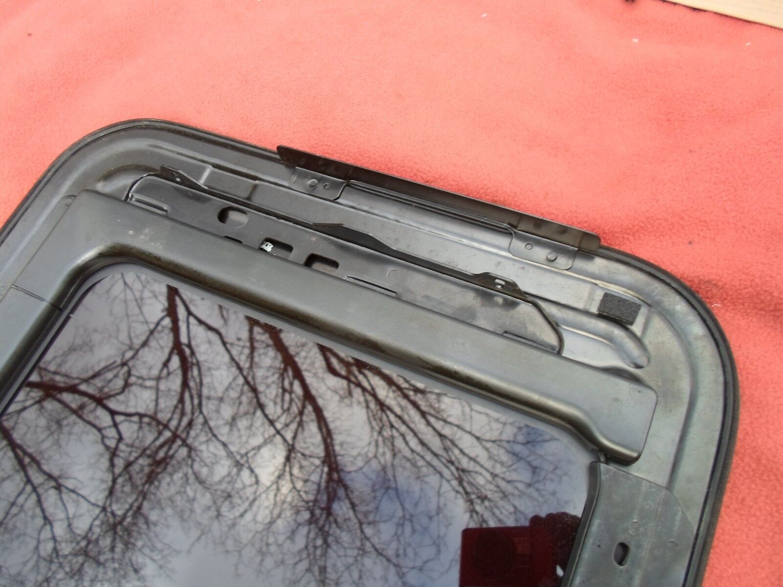 2003 HYUNDAI SONATA OEM YEAR SPECIFIC SUNROOF GLASS NO ACCIDENT FREE SHIPPING! - RarePartsFinder.Com
