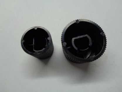 2004 MITSUBISHI DIAMANTE RADIO STEREO TUNER KNOB SET OEM FREE SHIPPING! - RarePartsFinder.Com